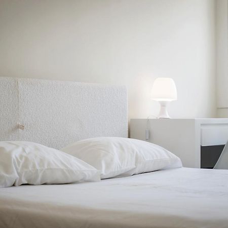 Amazing Apartment In 코스타 다 카파리카 외부 사진