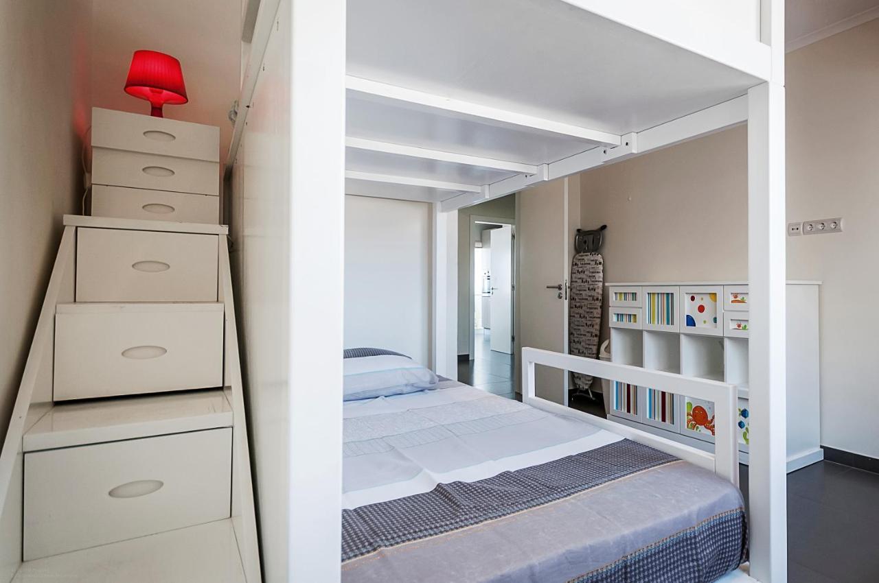 Amazing Apartment In 코스타 다 카파리카 외부 사진